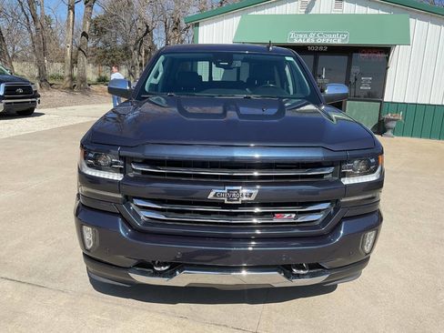 Used 2018 Chevrolet Silverado 1500 LTZ Z71 w/ Centennial Edition image 4