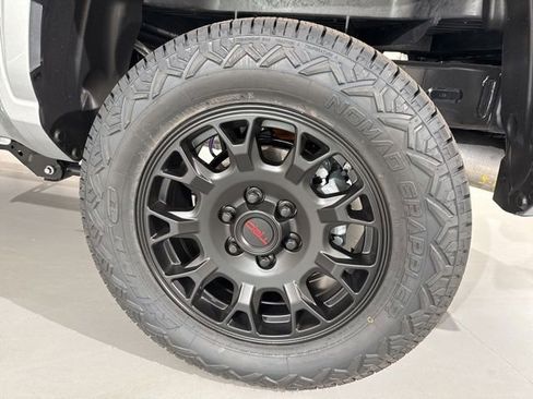 New 2025 Toyota Tacoma SR5 image 12
