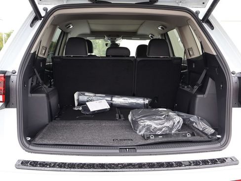 New 2026 Volkswagen Atlas SEL Premium R-Line AWD/4WD image 12