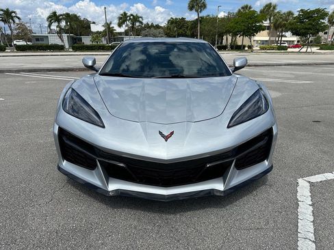 Used 2026 Chevrolet Corvette Z06 w/ Stealth Interior Trim Package image 7