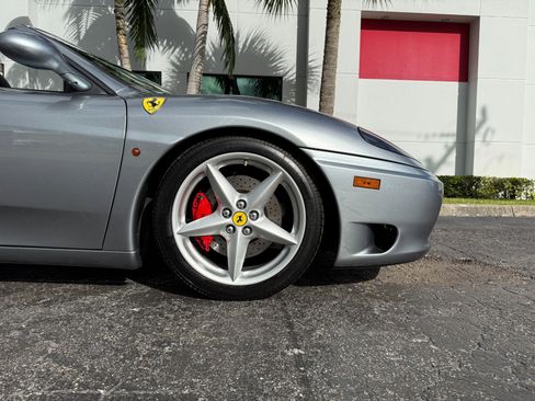 Used 2004 Ferrari 360 Spider image 9