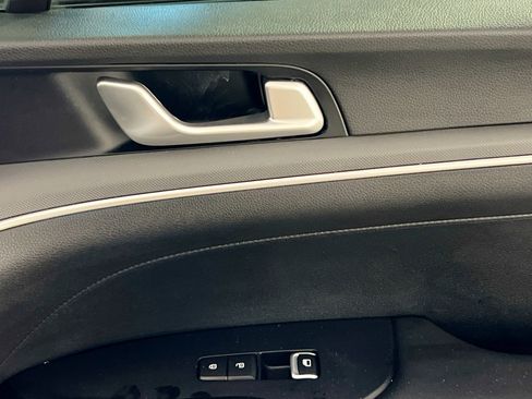 Used 2021 Kia K5 LXS image 32