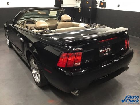 Used 2004 Ford Mustang GT image 7