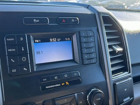 Used 2018 Ford F150 XLT image 15