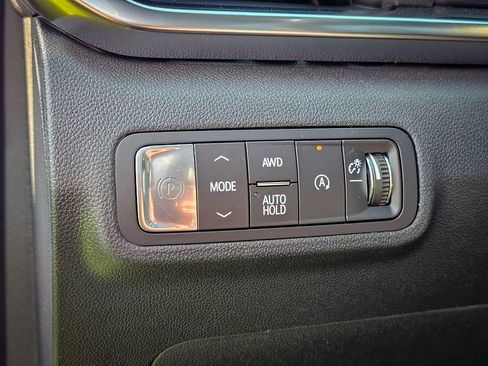 New 2026 GMC Terrain Elevation AWD/4WD image 15
