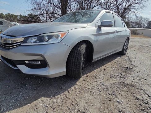 Used 2016 Honda Accord EX-L image 1