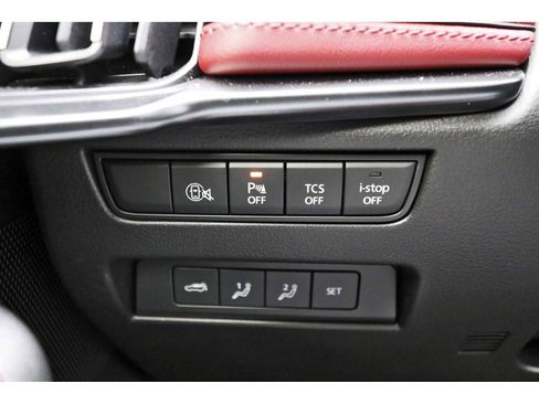 Certified 2025 MAZDA CX-70 3.3 Turbo w/ Premium Plus Pkg image 19