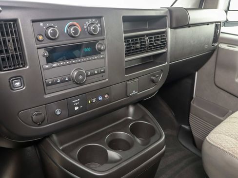 Used 2025 Chevrolet Express 3500 LS image 17