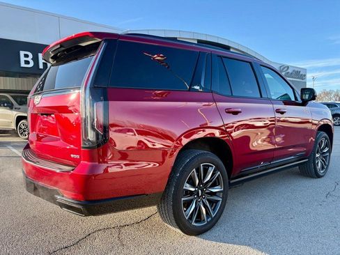 Used 2023 Cadillac Escalade Sport Platinum image 4