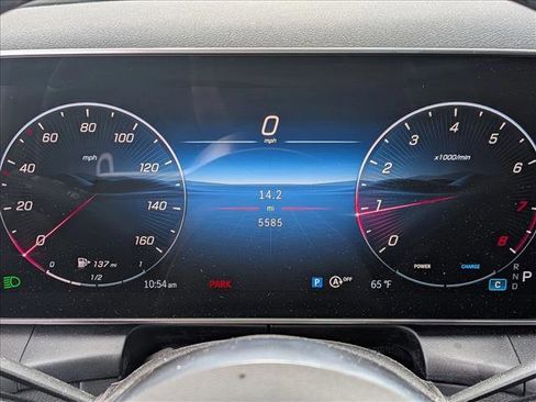 Used 2026 Mercedes-Benz GLC 300 image 11