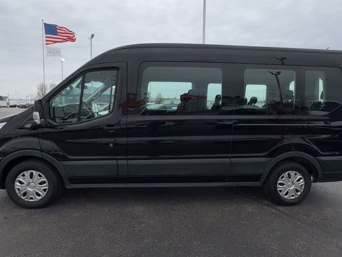 Used 2022 Ford Transit 350 XLT image 5