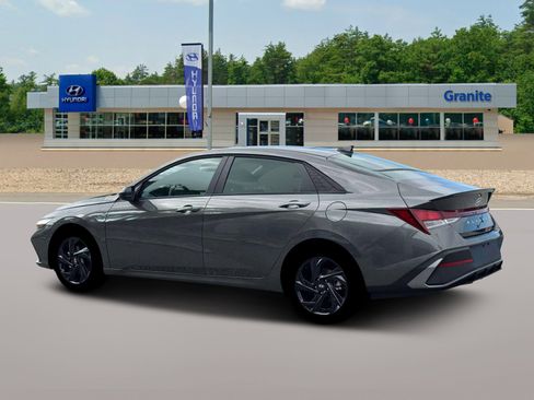 New 2026 Hyundai Elantra Sport image 4