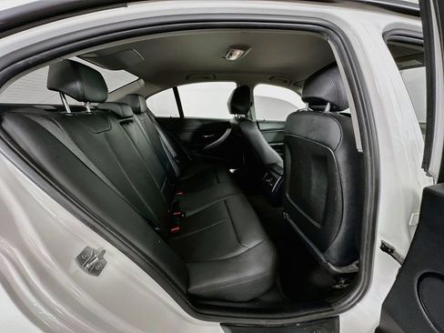 Used 2015 BMW 320i Sedan RWD image 25