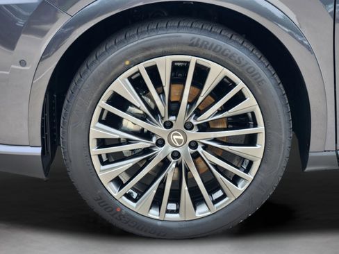 New 2026 Lexus RX 450h AWD image 22