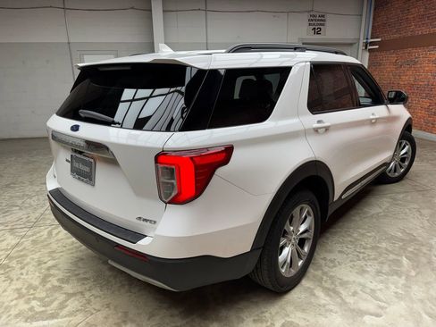 Certified 2023 Ford Explorer XLT w/ Equipment Group 202A AWD/4WD image 7