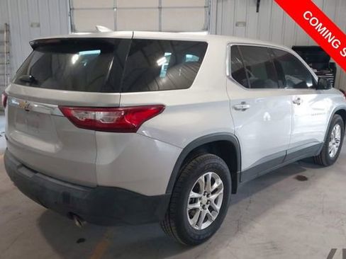 Used 2020 Chevrolet Traverse LS AWD/4WD image 4