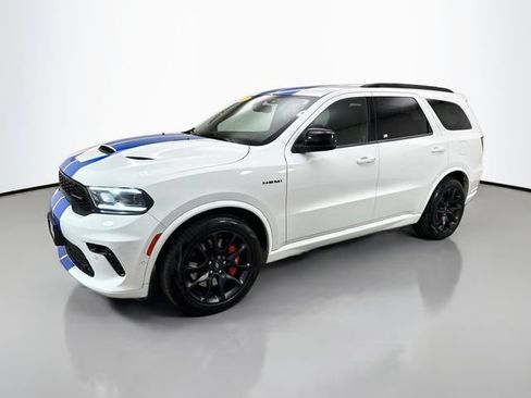 Used 2023 Dodge Durango R/T w/ Tow 'N Go Package AWD/4WD image 3