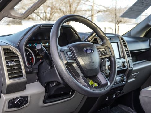 Used 2022 Ford F350 XL w/ Power Equipment Group image 21