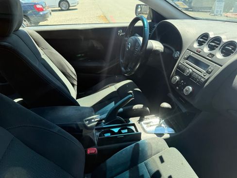 Used 2011 Nissan Altima 2.5 S w/ Convenience Pkg FWD image 5