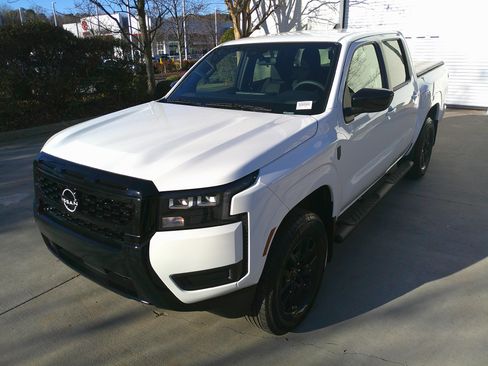 Used 2026 Nissan Frontier SV w/ SV Convenience Package image 6