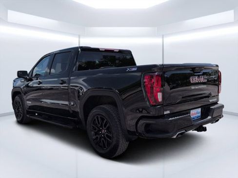 Used 2024 GMC Sierra 1500 Elevation w/ Preferred Package AWD/4WD image 5