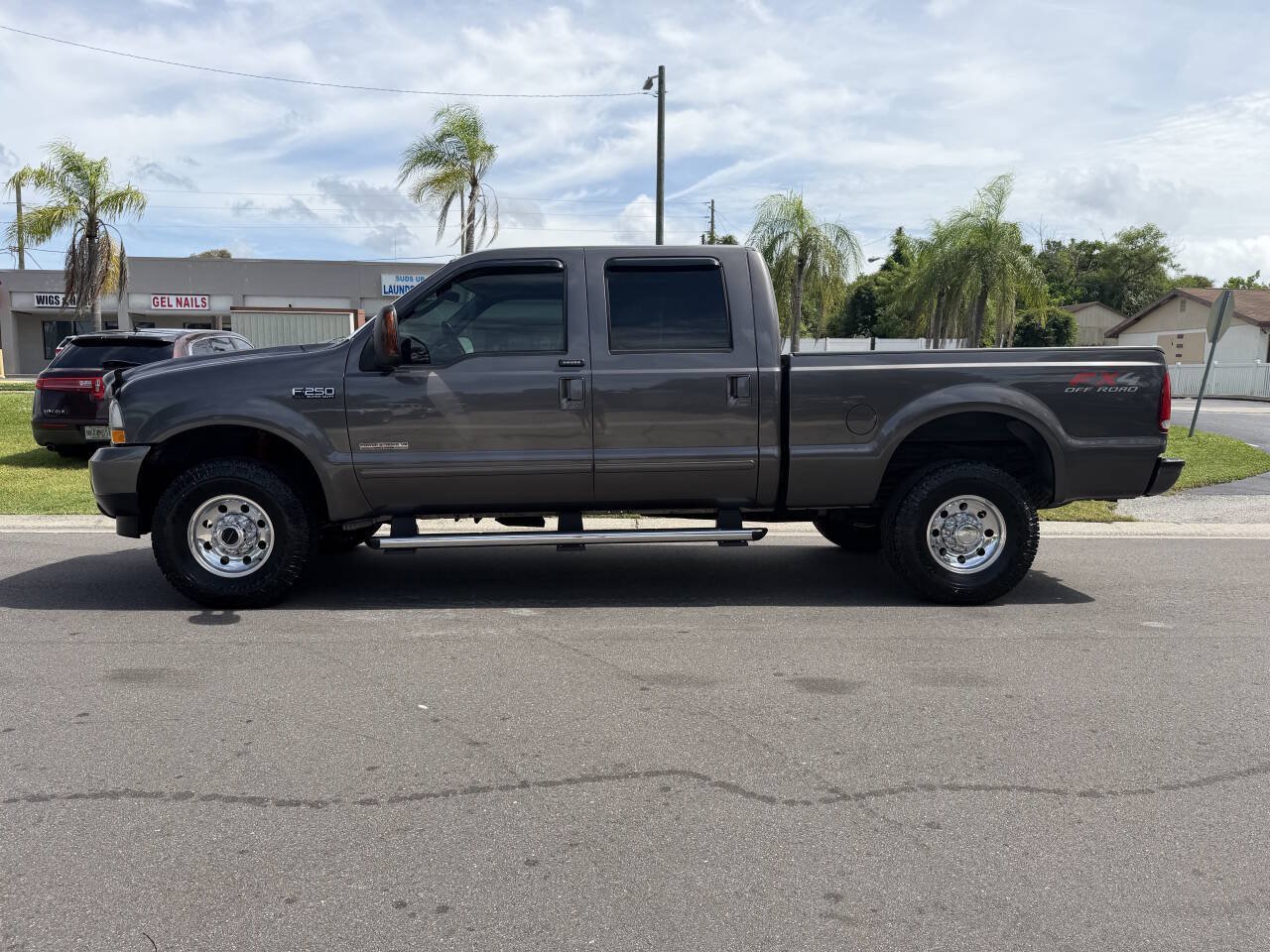 Used 2004 Ford F250 Lariat AWD/4WD image 8
