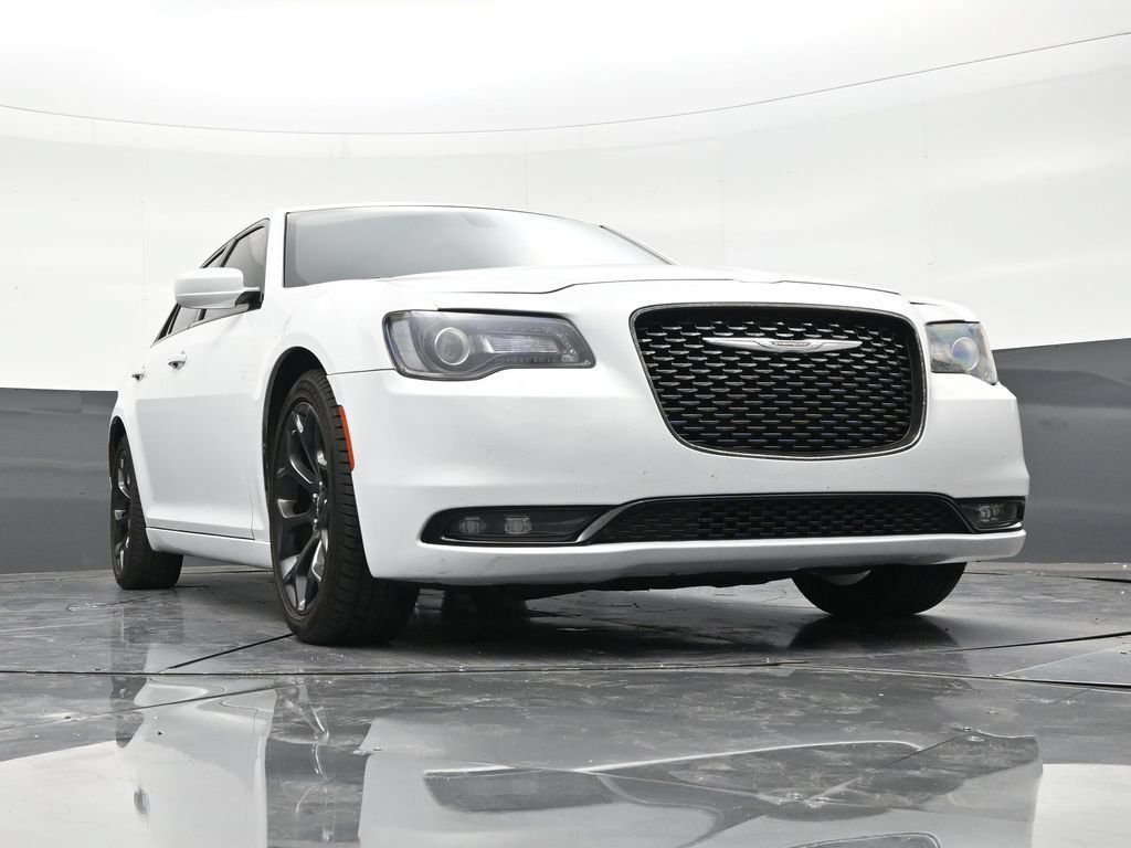 Used 2020 Chrysler 300 S RWD image 26