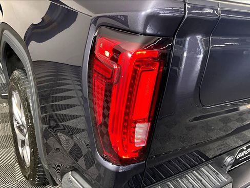 Used 2023 GMC Sierra 1500 SLT RWD image 28
