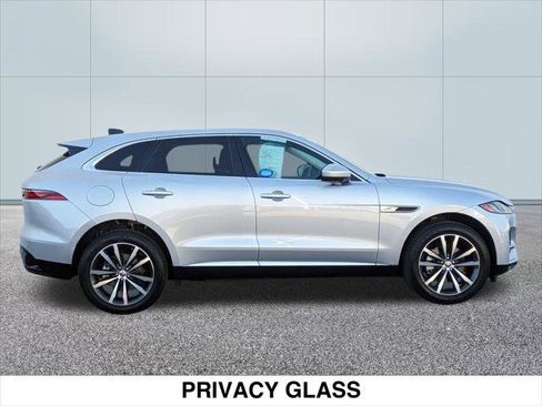 Used 2023 Jaguar F-PACE S image 11