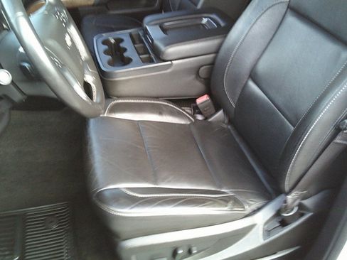 Used 2017 Chevrolet Silverado 1500 LTZ AWD/4WD image 29