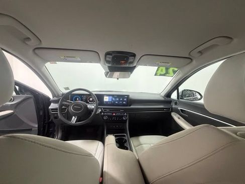 Used 2024 Hyundai Sonata SEL FWD image 16