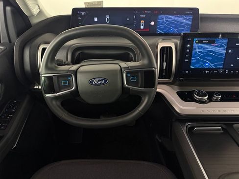 Used 2025 Ford Expedition Max Active RWD image 14