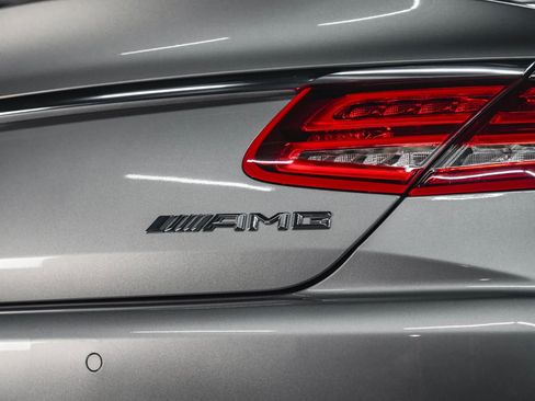 Used 2015 Mercedes-Benz S 63 AMG 4MATIC Coupe image 23