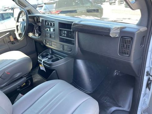New 2025 Chevrolet Express 2500 Work Van w/ Driver Convenience Package image 15
