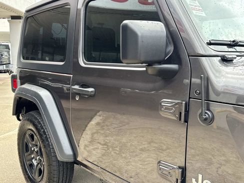 Used 2020 Jeep Wrangler Sport image 16