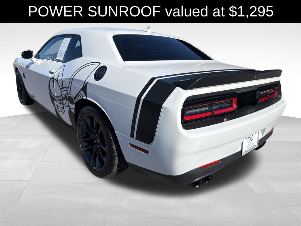 Used 2022 Dodge Challenger R/T Scat Pack w/ Shaker Package RWD image 5