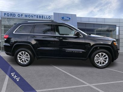 Used 2021 Jeep Grand Cherokee Laredo