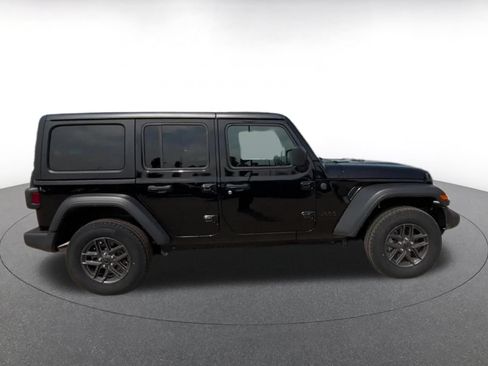 Used 2025 Jeep Wrangler Unlimited Sport AWD/4WD image 16