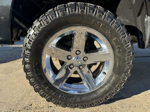 Used 2016 RAM 1500 Express image 9