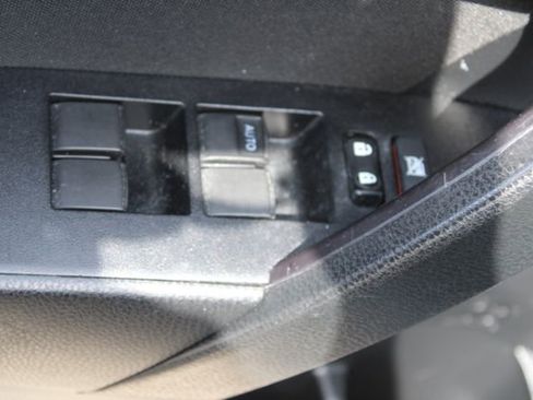 Used 2019 Toyota Corolla LE FWD image 10