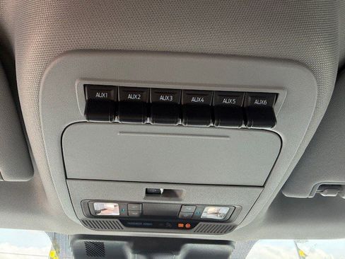 New 2026 Ford F550 4x4 Crew Cab image 16