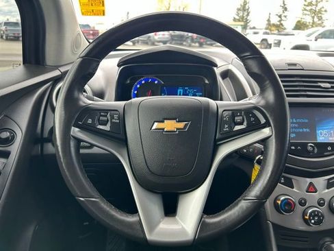 Used 2016 Chevrolet Trax LT w/ LT Convenience Package image 19