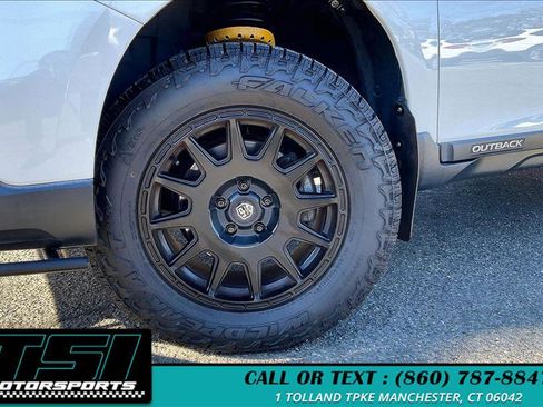 Used 2017 Subaru Outback 2.5i Limited image 5