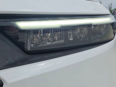 Certified 2023 Honda Accord EX image 9