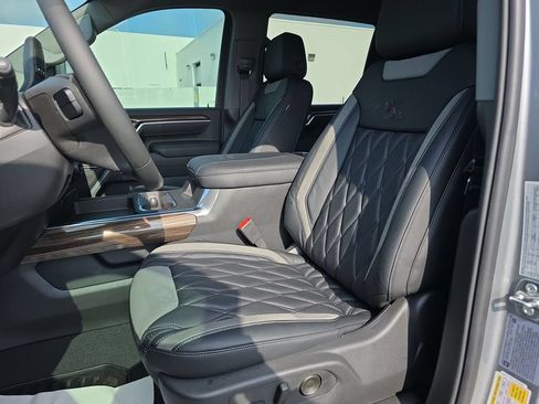 New 2026 Chevrolet Silverado 2500 LT w/ Trail Boss Package AWD/4WD image 17