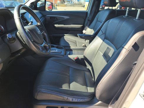 Used 2022 Honda Pilot TrailSport image 7