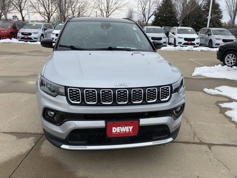 Certified 2025 Jeep Compass Limited image 2