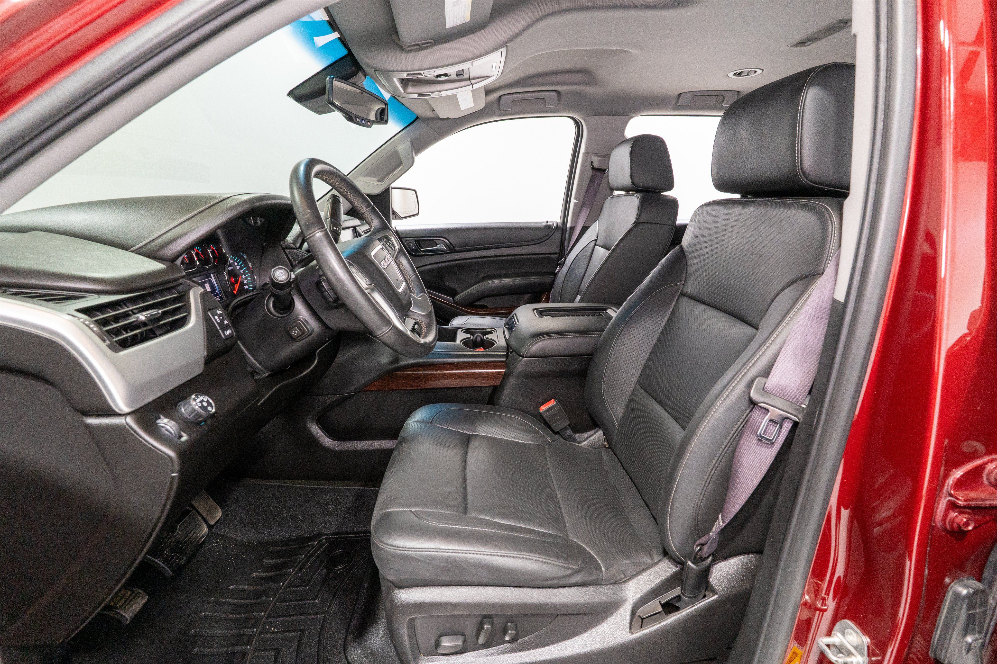 Used 2017 GMC Yukon SLT RWD image 16
