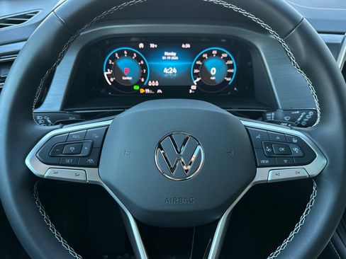 New 2026 Volkswagen Atlas Cross Sport SE image 23