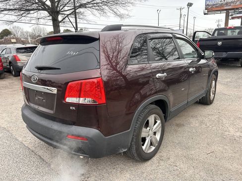 Used 2013 Kia Sorento EX FWD image 5